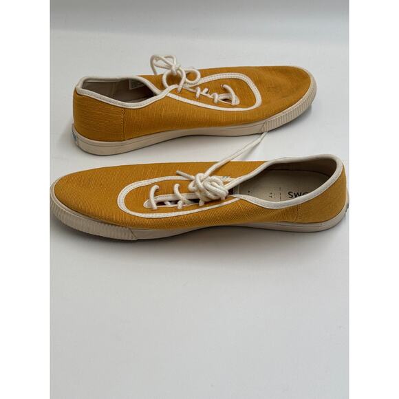 TOMS · Women’s 9 · Heritage Sneakers · Yellow Canvas Lace Up Flats - Picture 6 of 7